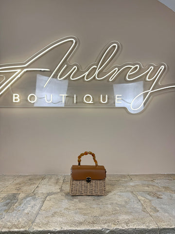 Borsa Numa