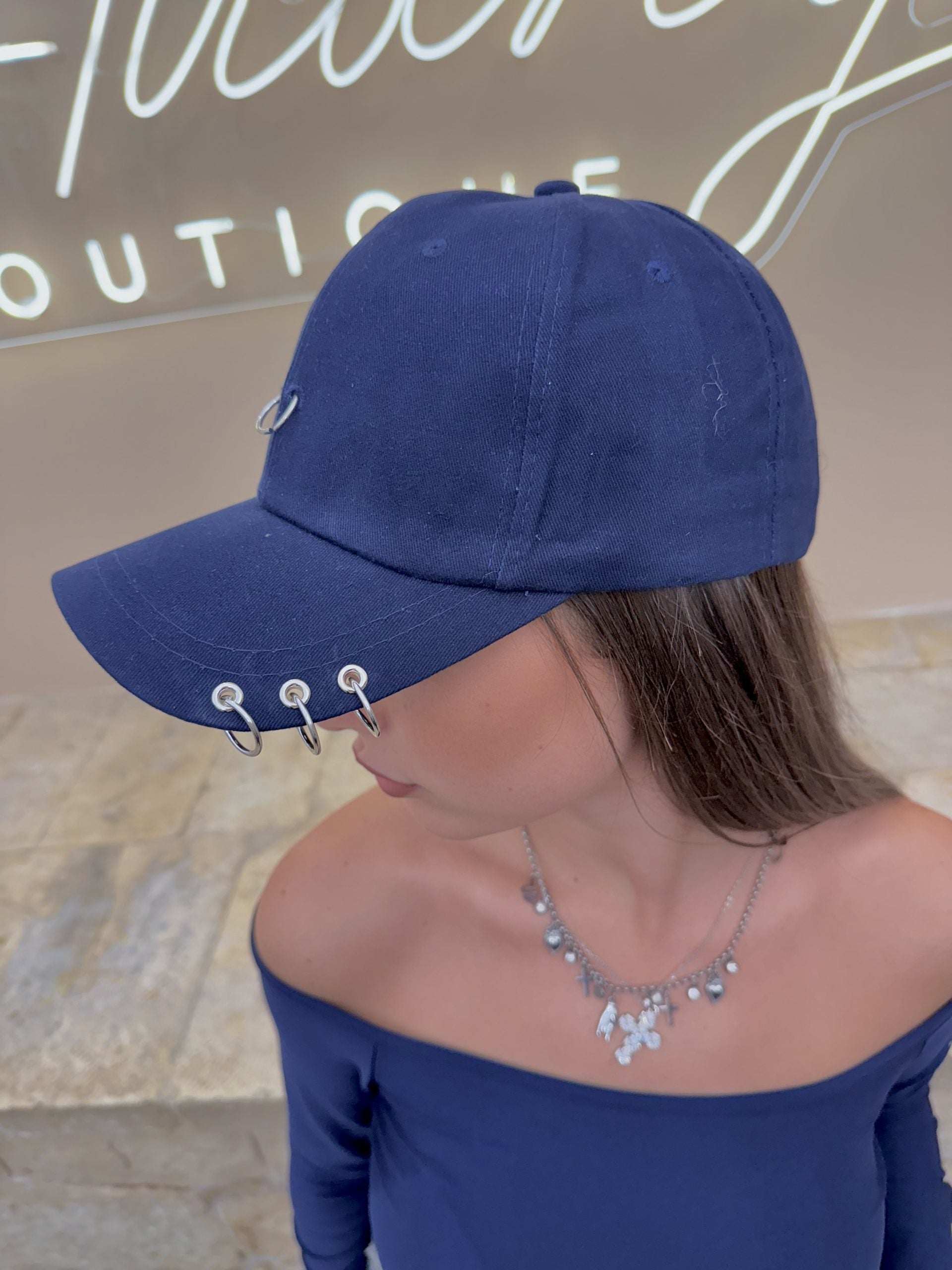 Cappello Blue Rings
